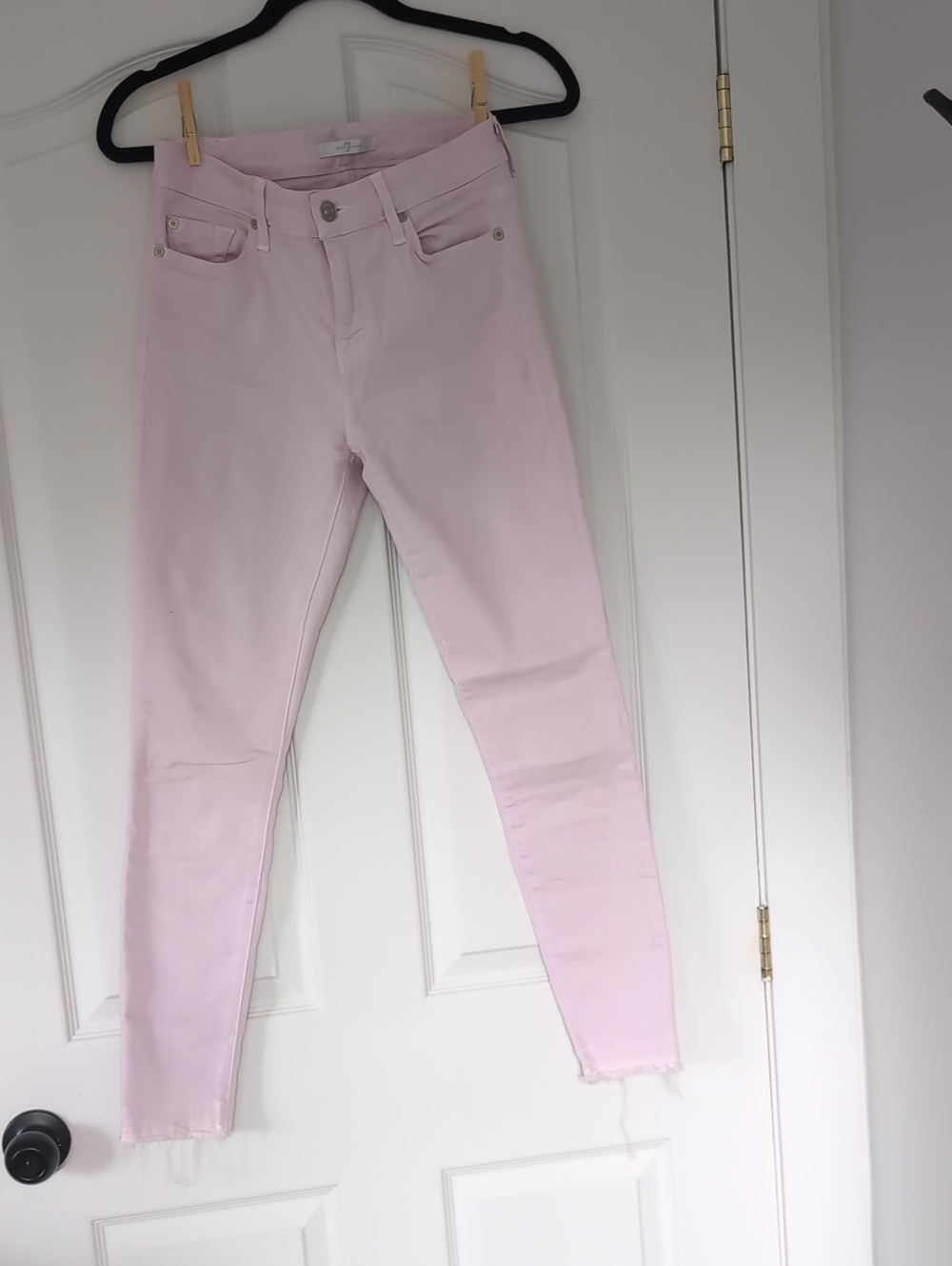 7 For All Mankind High-Rise Skinny Strech Pink Jeans With Frayed Hem